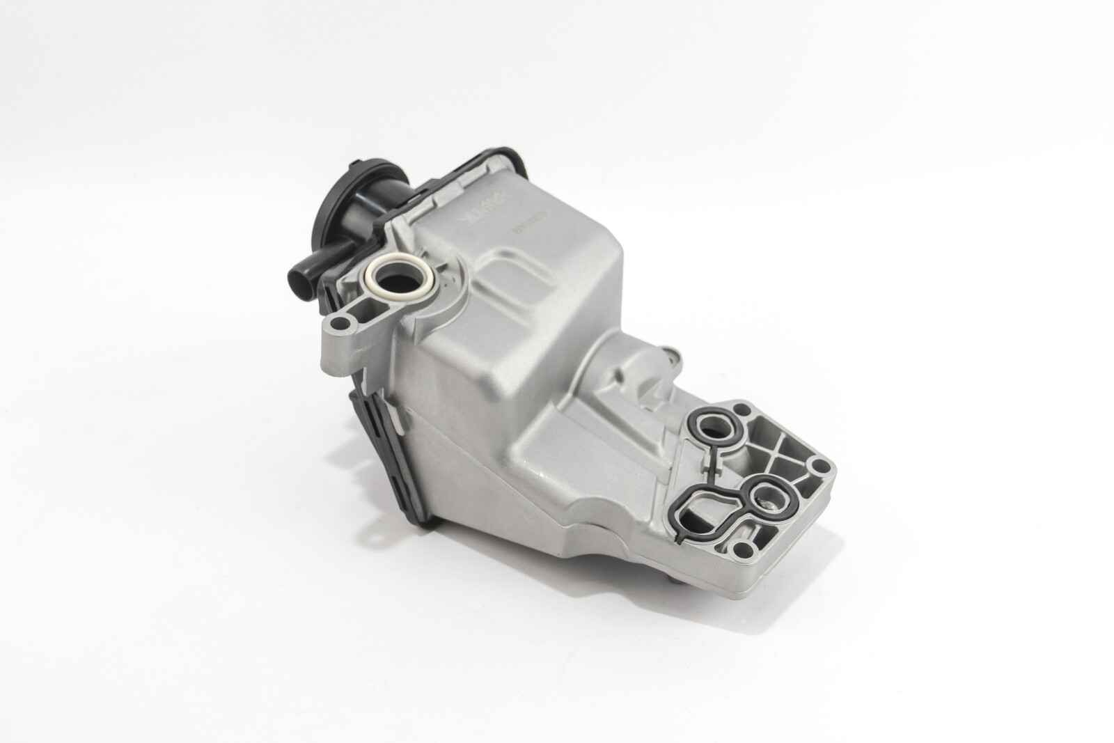 Радіатор масла Volvo C30/C70 II/S40 II/S60 II/S80 II/V40/V50/V70 III 04-