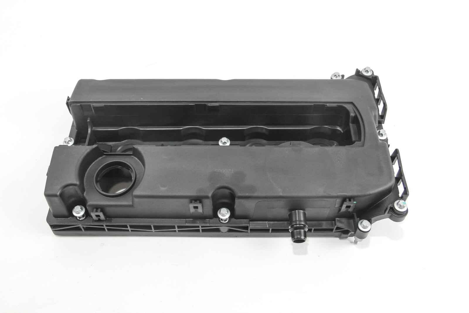 Кришка клапанна Opel Astra H/J/Insignia 1.6/1.8 05-