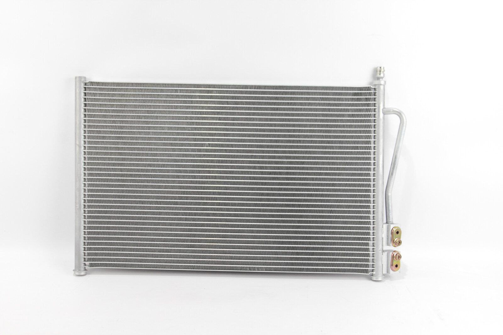 Радіатор кондиціонера  FUSION/FIESTA V 1.25Efi/ 1.3i 16V 01-