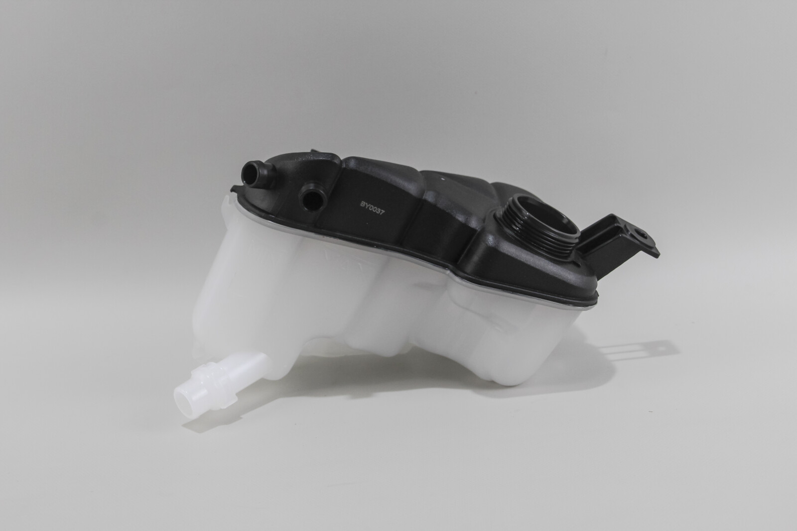 Бачок розширювальний Ford Galaxy/Mondeo/S-Max 06-15