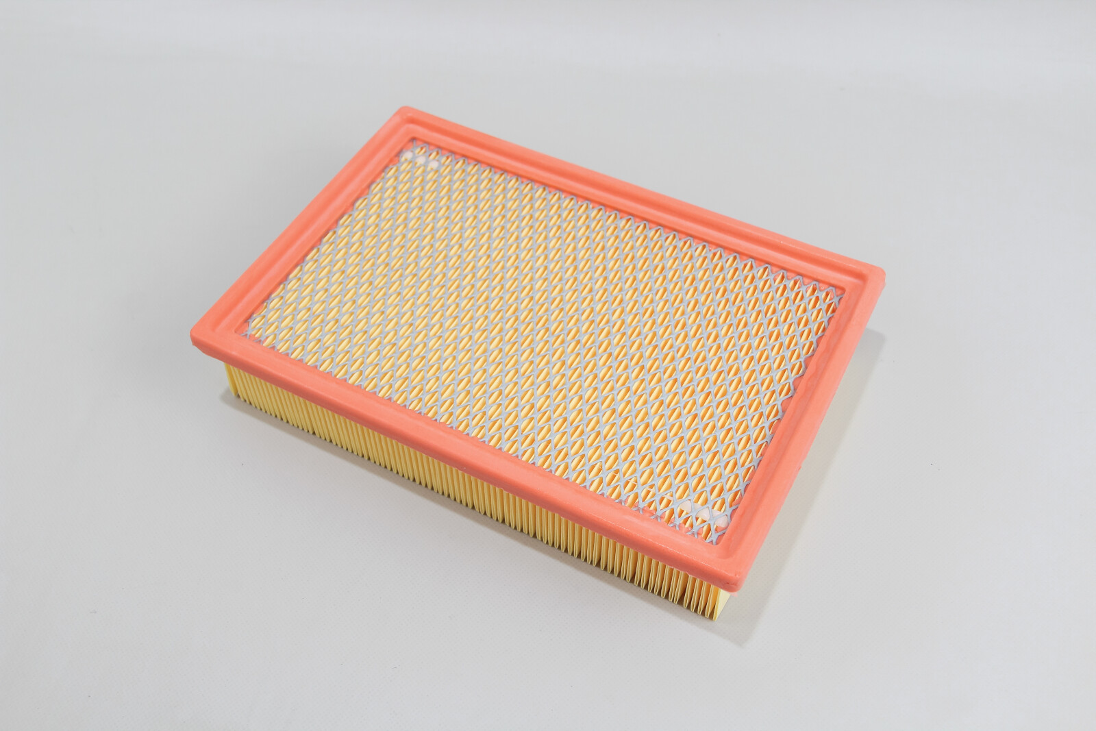 Фільтр повітряний Focus II/Volvo C30/S40 1.4/1.6Ti/1.8/2.0 03- (з сіткою)